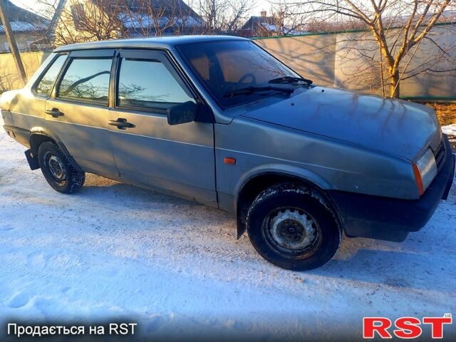 Серый ВАЗ 21099, объемом двигателя 1.5 л и пробегом 200 тыс. км за 1100 $, фото 1 на Automoto.ua