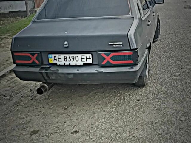 Серый ВАЗ 21099, объемом двигателя 1 л и пробегом 50 тыс. км за 831 $, фото 6 на Automoto.ua