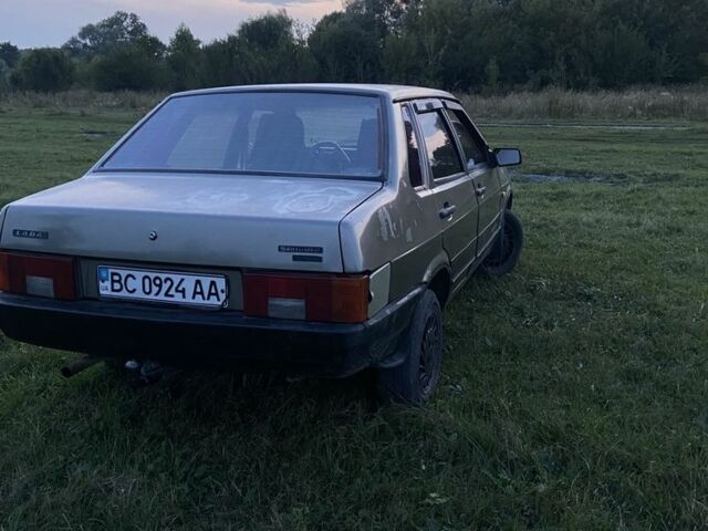 Серый ВАЗ 21099, объемом двигателя 1.5 л и пробегом 10 тыс. км за 650 $, фото 2 на Automoto.ua