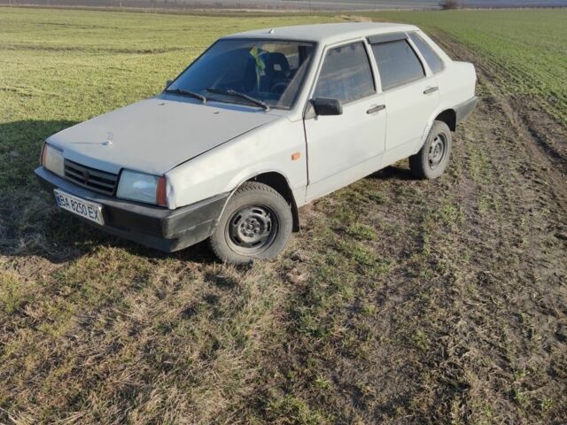 Сірий ВАЗ 21099, об'ємом двигуна 1.5 л та пробігом 15 тис. км за 700 $, фото 3 на Automoto.ua