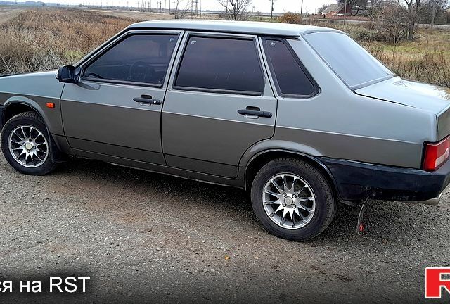 Серый ВАЗ 21099, объемом двигателя 1.5 л и пробегом 284 тыс. км за 1500 $, фото 3 на Automoto.ua