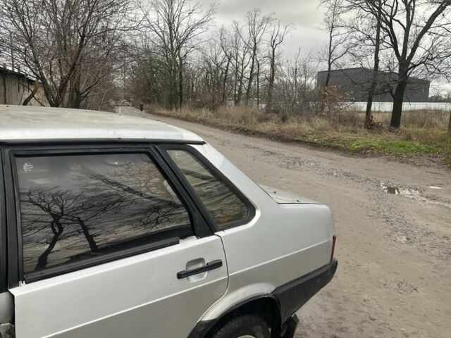 Серый ВАЗ 21099, объемом двигателя 1.5 л и пробегом 250 тыс. км за 1450 $, фото 4 на Automoto.ua