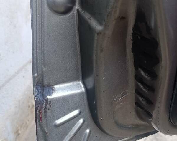 Серый ВАЗ 21099, объемом двигателя 1.5 л и пробегом 350 тыс. км за 950 $, фото 5 на Automoto.ua