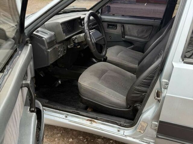 Серый ВАЗ 21099, объемом двигателя 1.5 л и пробегом 777 тыс. км за 1000 $, фото 6 на Automoto.ua