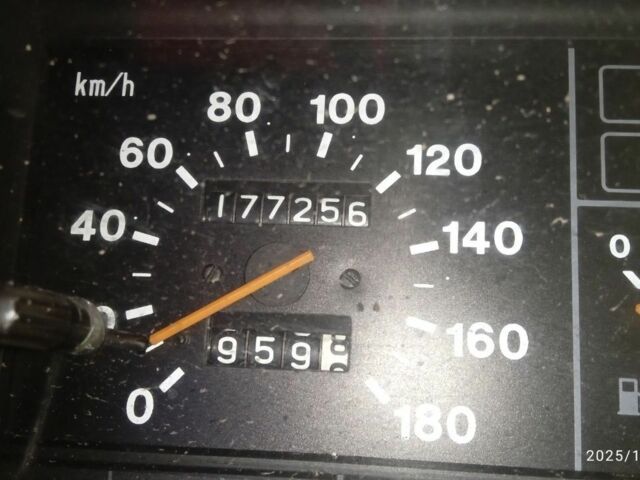 Серый ВАЗ 21099, объемом двигателя 1.5 л и пробегом 177 тыс. км за 400 $, фото 8 на Automoto.ua