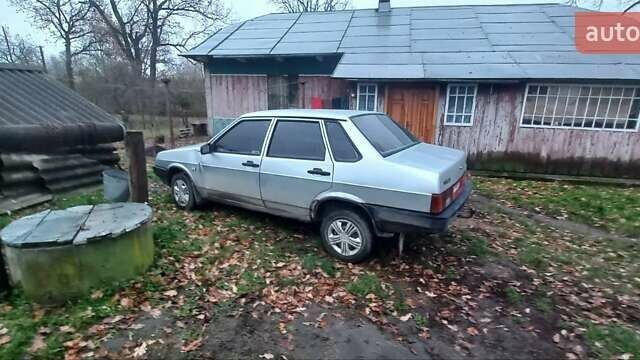 Серый ВАЗ 21099, объемом двигателя 1.46 л и пробегом 280 тыс. км за 800 $, фото 6 на Automoto.ua