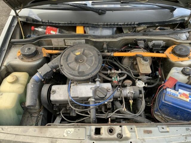 Серый ВАЗ 21099, объемом двигателя 1.5 л и пробегом 100 тыс. км за 1500 $, фото 5 на Automoto.ua