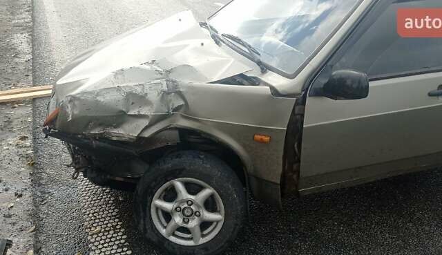 Серый ВАЗ 21099, объемом двигателя 1.5 л и пробегом 500 тыс. км за 844 $, фото 9 на Automoto.ua