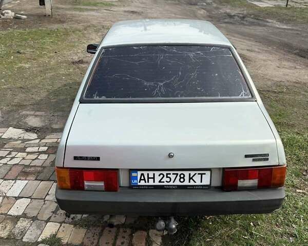 Серый ВАЗ 21099, объемом двигателя 1.5 л и пробегом 240 тыс. км за 1900 $, фото 7 на Automoto.ua