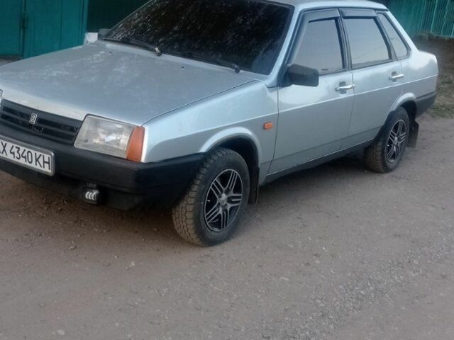 Серый ВАЗ 21099, объемом двигателя 1.5 л и пробегом 185 тыс. км за 2000 $, фото 4 на Automoto.ua