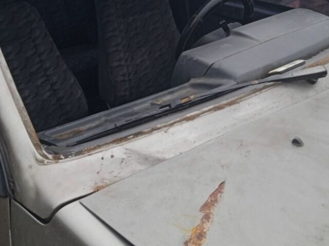 Серый ВАЗ 21099, объемом двигателя 1.5 л и пробегом 177 тыс. км за 400 $, фото 1 на Automoto.ua