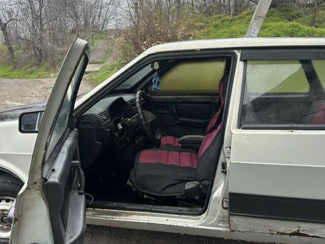 Сірий ВАЗ 21099, об'ємом двигуна 0 л та пробігом 300 тис. км за 556 $, фото 6 на Automoto.ua