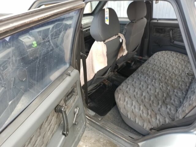 Серый ВАЗ 21099, объемом двигателя 1.5 л и пробегом 375 тыс. км за 899 $, фото 13 на Automoto.ua