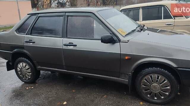 Серый ВАЗ 21099, объемом двигателя 1.6 л и пробегом 488 тыс. км за 1300 $, фото 5 на Automoto.ua