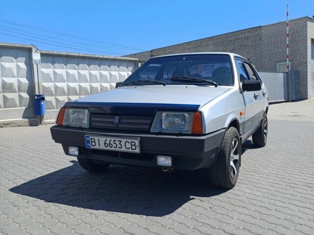 Серый ВАЗ 21099, объемом двигателя 0 л и пробегом 185 тыс. км за 2300 $, фото 2 на Automoto.ua