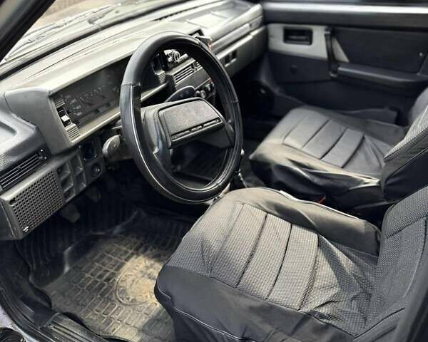 Серый ВАЗ 21099, объемом двигателя 1.5 л и пробегом 240 тыс. км за 1900 $, фото 3 на Automoto.ua