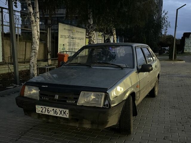 Сірий ВАЗ 21099, об'ємом двигуна 1.5 л та пробігом 150 тис. км за 600 $, фото 1 на Automoto.ua