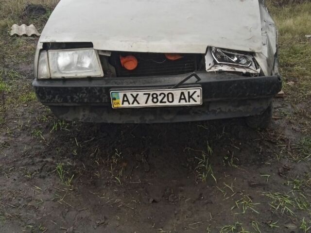 Серый ВАЗ 21099, объемом двигателя 1.5 л и пробегом 177 тыс. км за 400 $, фото 2 на Automoto.ua