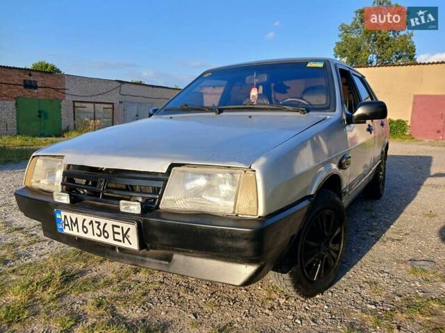 Сірий ВАЗ 21099, об'ємом двигуна 1.6 л та пробігом 330 тис. км за 970 $, фото 3 на Automoto.ua