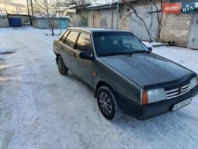 Сірий ВАЗ 21099, об'ємом двигуна 1.5 л та пробігом 174 тис. км за 1499 $, фото 4 на Automoto.ua