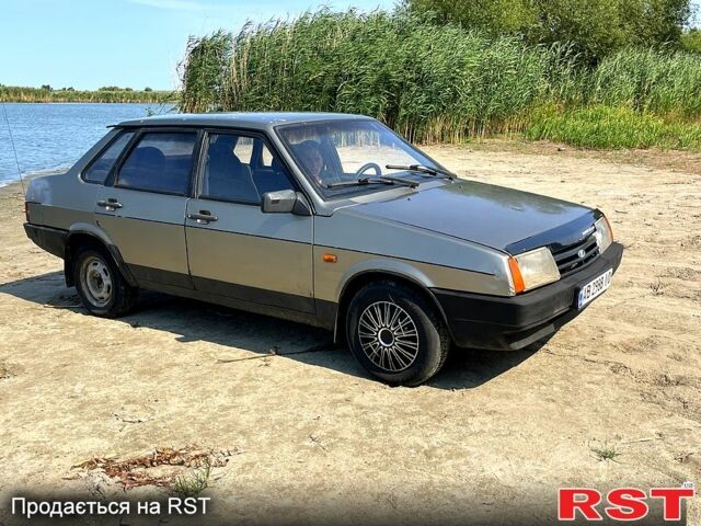 Серый ВАЗ 21099, объемом двигателя 1.5 л и пробегом 148 тыс. км за 1200 $, фото 3 на Automoto.ua