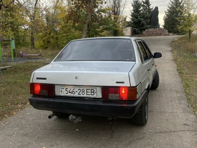 Серый ВАЗ 21099, объемом двигателя 1.5 л и пробегом 344 тыс. км за 1080 $, фото 2 на Automoto.ua