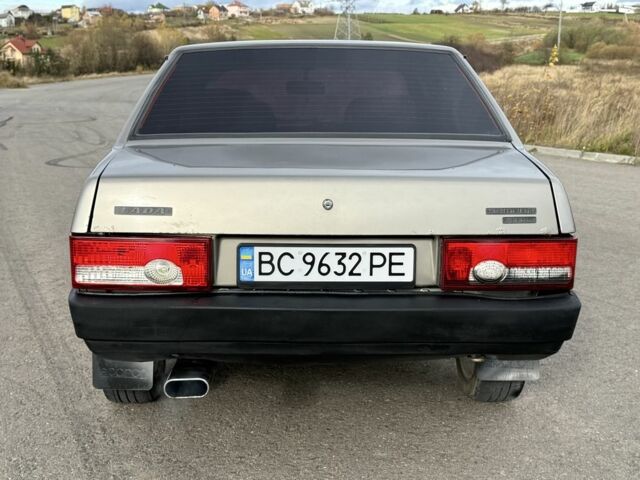 Серый ВАЗ 21099, объемом двигателя 1.5 л и пробегом 257 тыс. км за 1250 $, фото 6 на Automoto.ua