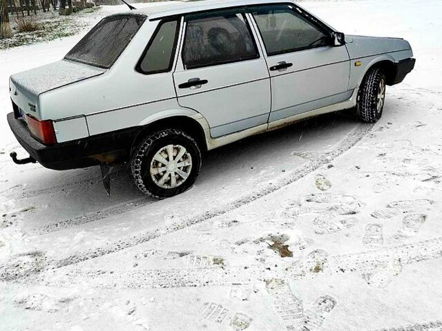 Сірий ВАЗ 21099, об'ємом двигуна 1.5 л та пробігом 180 тис. км за 1399 $, фото 1 на Automoto.ua