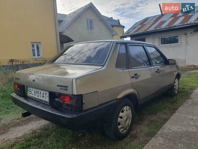 Серый ВАЗ 21099, объемом двигателя 1.6 л и пробегом 200 тыс. км за 950 $, фото 5 на Automoto.ua