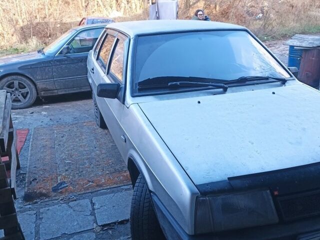 Серый ВАЗ 21099, объемом двигателя 1.5 л и пробегом 277 тыс. км за 1200 $, фото 2 на Automoto.ua