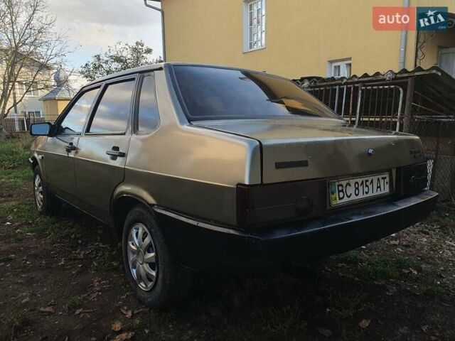 Серый ВАЗ 21099, объемом двигателя 1.6 л и пробегом 200 тыс. км за 950 $, фото 15 на Automoto.ua