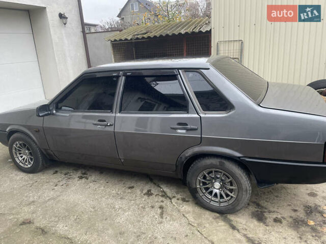 Сірий ВАЗ 21099, об'ємом двигуна 1.6 л та пробігом 150 тис. км за 2550 $, фото 2 на Automoto.ua