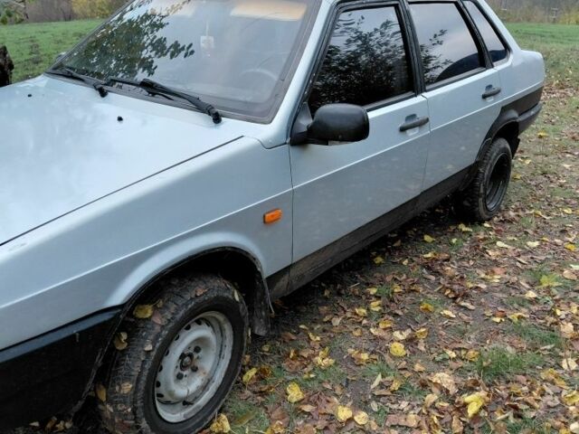 Серый ВАЗ 21099, объемом двигателя 0 л и пробегом 40 тыс. км за 1200 $, фото 2 на Automoto.ua