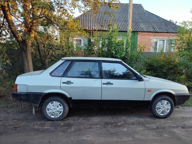 Сірий ВАЗ 21099, об'ємом двигуна 1.5 л та пробігом 200 тис. км за 800 $, фото 4 на Automoto.ua