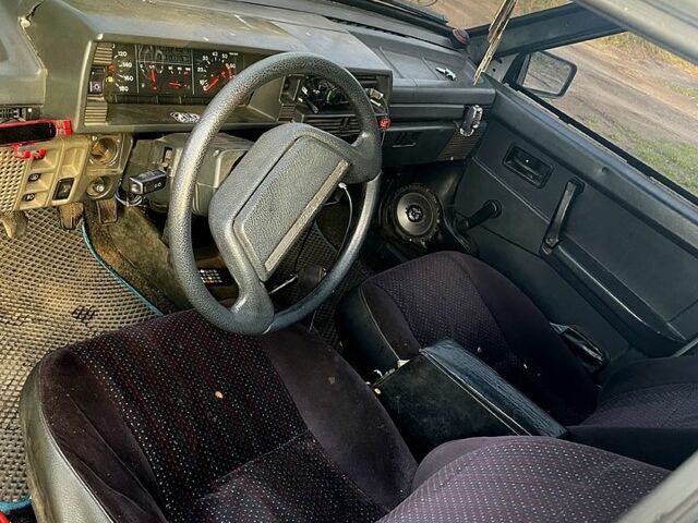 Сірий ВАЗ 21099, об'ємом двигуна 1.5 л та пробігом 211 тис. км за 999 $, фото 6 на Automoto.ua