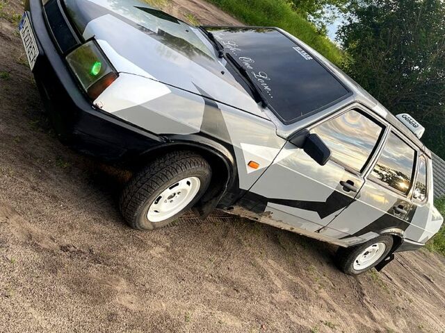 Сірий ВАЗ 21099, об'ємом двигуна 1.5 л та пробігом 211 тис. км за 999 $, фото 2 на Automoto.ua