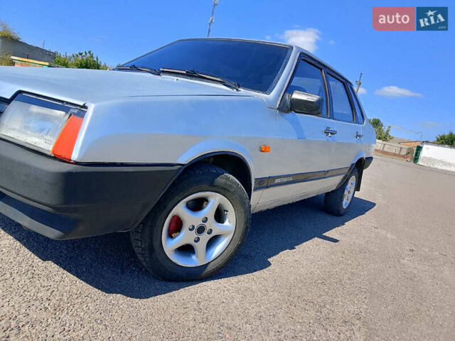 Сірий ВАЗ 21099, об'ємом двигуна 1.6 л та пробігом 180 тис. км за 1000 $, фото 1 на Automoto.ua