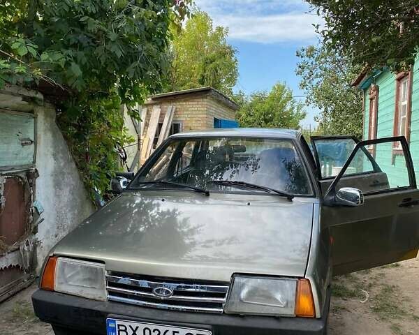 Сірий ВАЗ 21099, об'ємом двигуна 1.5 л та пробігом 300 тис. км за 1100 $, фото 4 на Automoto.ua