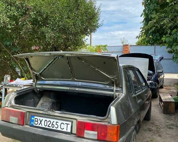 Сірий ВАЗ 21099, об'ємом двигуна 1.5 л та пробігом 300 тис. км за 1100 $, фото 2 на Automoto.ua