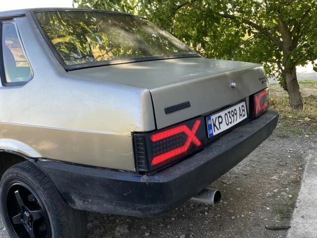 Сірий ВАЗ 21099, об'ємом двигуна 1.5 л та пробігом 200 тис. км за 999 $, фото 4 на Automoto.ua