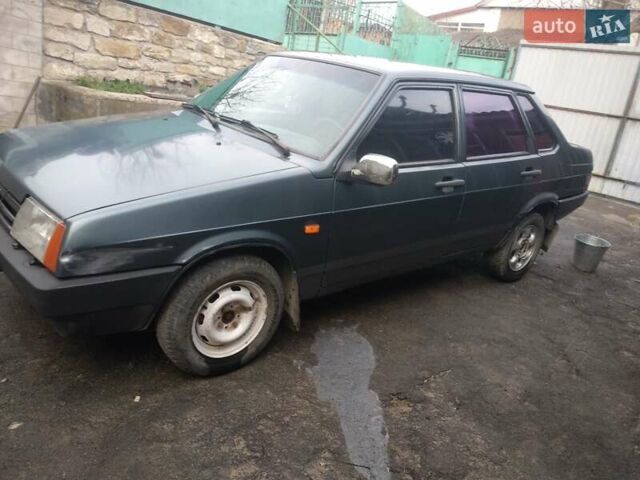Серый ВАЗ 21099, объемом двигателя 1.5 л и пробегом 250 тыс. км за 900 $, фото 2 на Automoto.ua