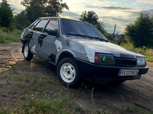 Сірий ВАЗ 21099, об'ємом двигуна 1.5 л та пробігом 211 тис. км за 999 $, фото 11 на Automoto.ua
