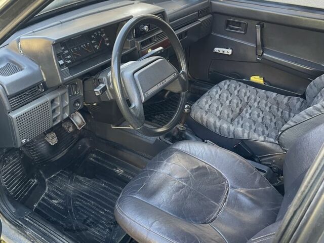 Серый ВАЗ 21099, объемом двигателя 1.5 л и пробегом 100 тыс. км за 850 $, фото 2 на Automoto.ua