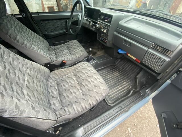 Серый ВАЗ 21099, объемом двигателя 1.5 л и пробегом 152 тыс. км за 2000 $, фото 6 на Automoto.ua