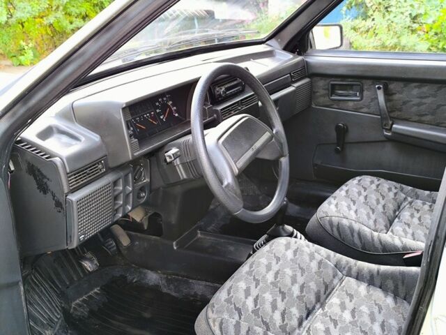 Серый ВАЗ 21099, объемом двигателя 1.5 л и пробегом 174 тыс. км за 1400 $, фото 8 на Automoto.ua