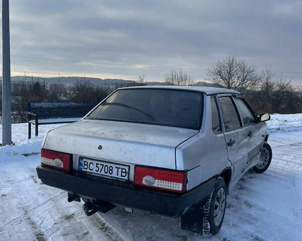 Сірий ВАЗ 21099, об'ємом двигуна 1.5 л та пробігом 200 тис. км за 849 $, фото 3 на Automoto.ua