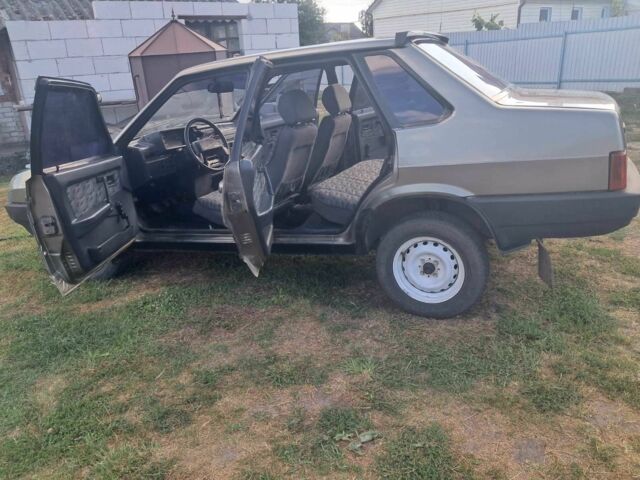 Сірий ВАЗ 21099, об'ємом двигуна 1.5 л та пробігом 250 тис. км за 1300 $, фото 1 на Automoto.ua