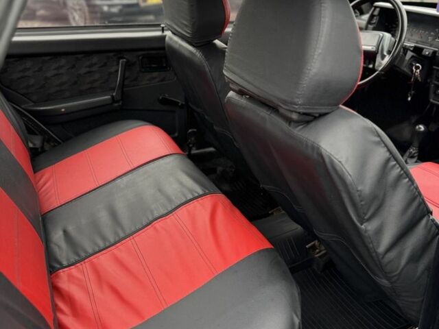 Серый ВАЗ 21099, объемом двигателя 1.5 л и пробегом 200 тыс. км за 1600 $, фото 4 на Automoto.ua