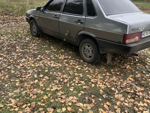 ВАЗ 21099 2002 в Днепре (Днепропетровске) на Automoto.ua Серый ВАЗ 21099, объемом двигателя 1.5 л и пробегом 185 тыс. км за 1763 $, фото 3 на Automoto.ua