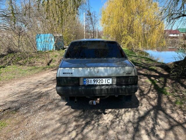 Серый ВАЗ 21099, объемом двигателя 1.5 л и пробегом 220 тыс. км за 1650 $, фото 4 на Automoto.ua